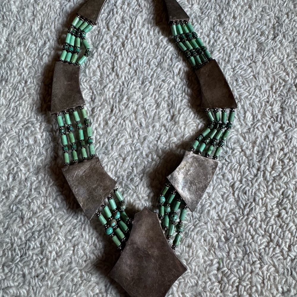 Green Multi-Strand Necklace With Triangular Penda… - image 3